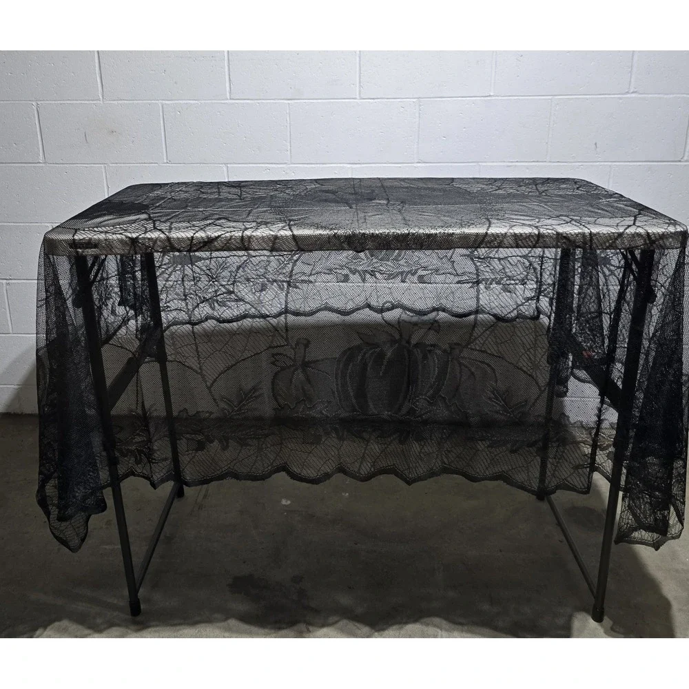 Halloween-Themed Tablecloth Oblong 60
